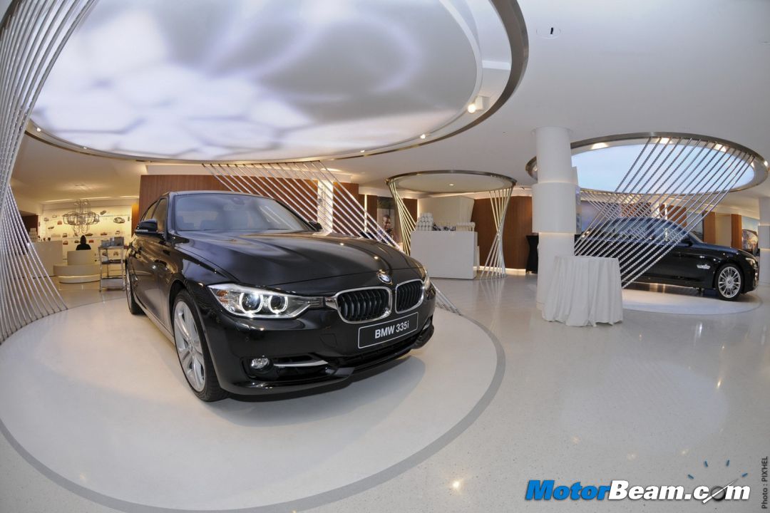 BMW Paris Showroom BMW Paris Showroom