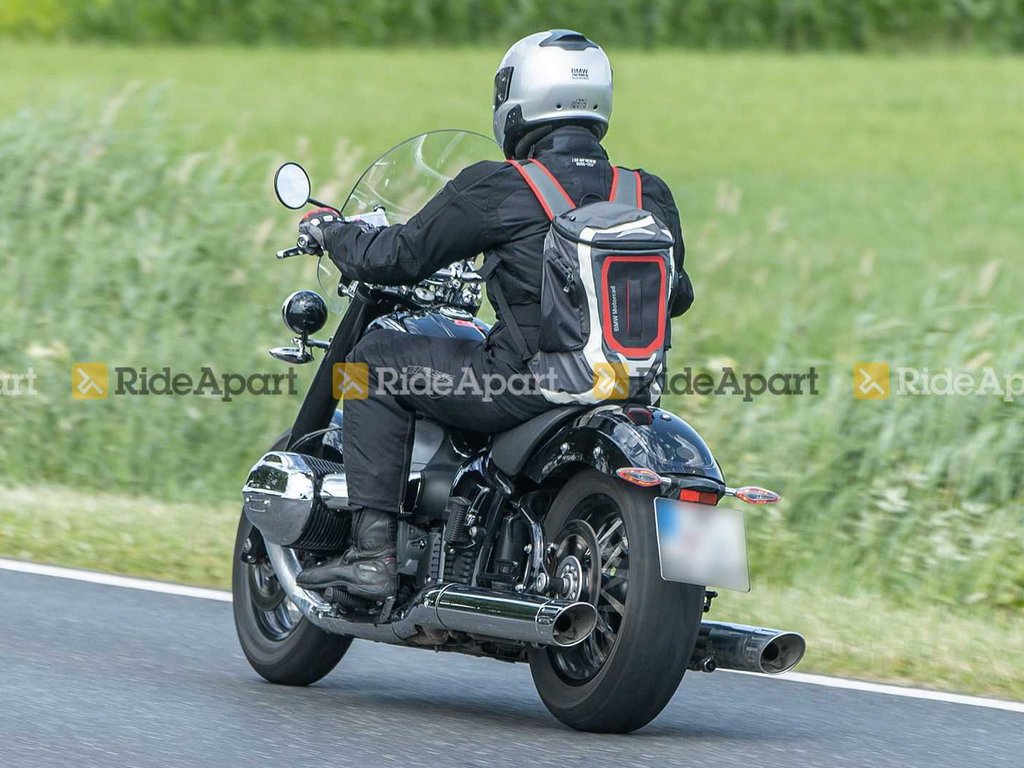 BMW R 18 Touring Spied Rear