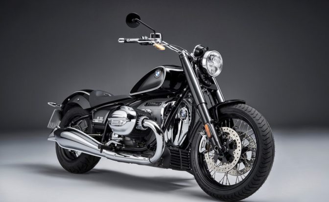 BMW R18 Side