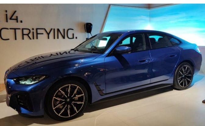 BMW i4 Unveil Side