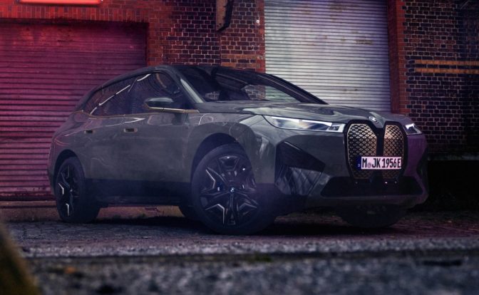 BMW iX M60