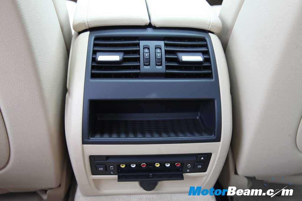 BMW_530d_Rear_Console Rear Console