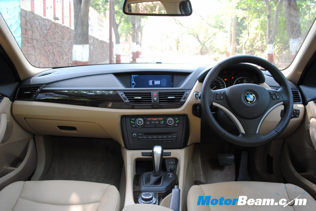 BMW_X1_Interiors