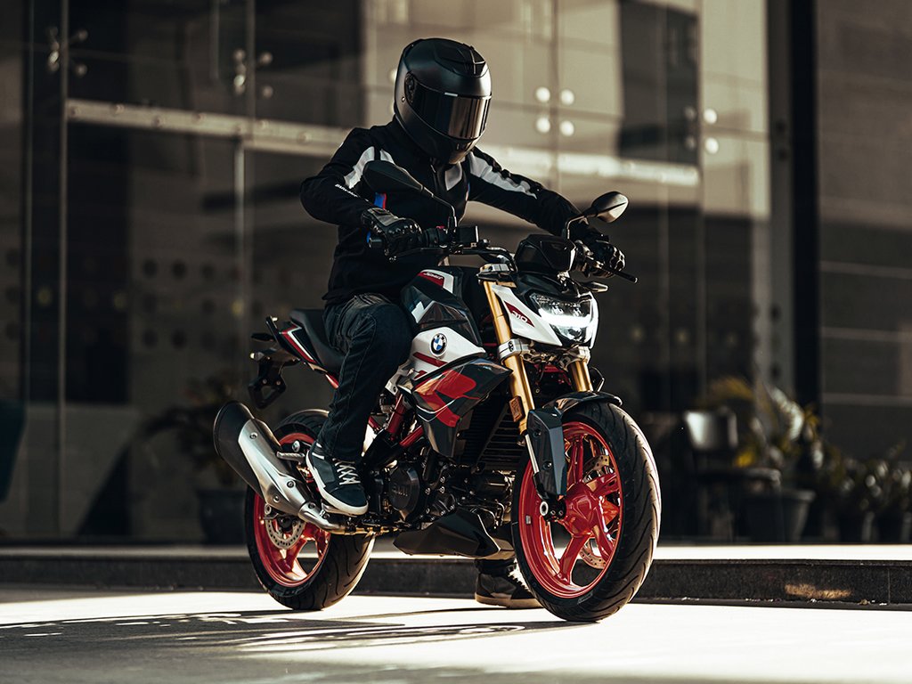 BS6 BMW G 310 R Style Sport