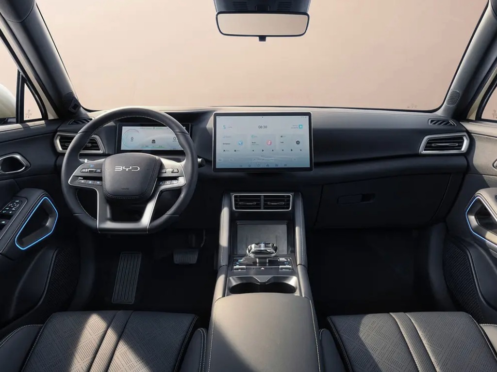 BYD Atto 2 interior