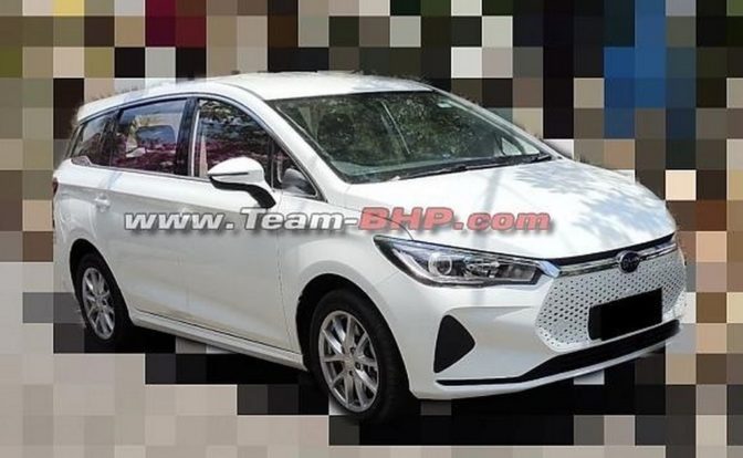 BYD e6 Spotted