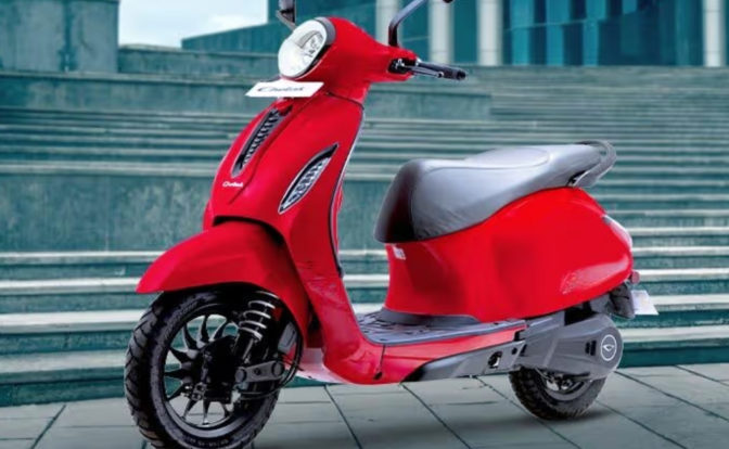 Bajaj Chetak 3001 red front