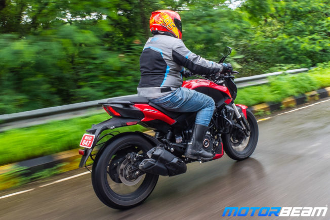 Bajaj Dominar 250 Review Details