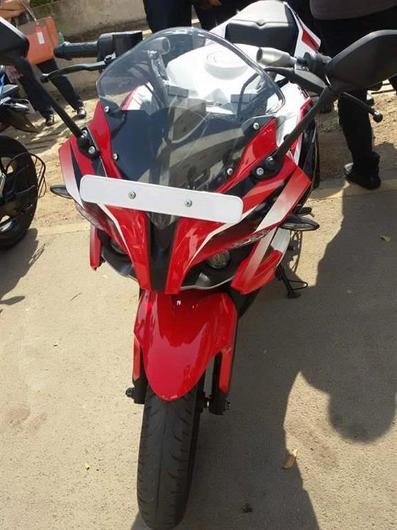 Bajaj Pulsar 200 SS Indonesia