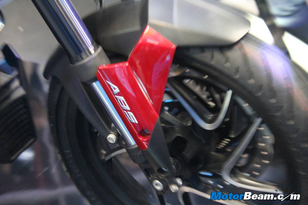 Bajaj Pulsar CS 400