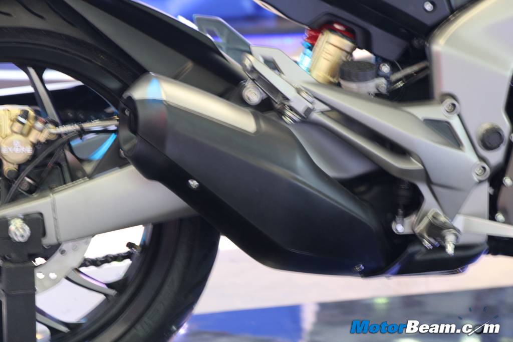 Bajaj Pulsar CS400 Exhaust