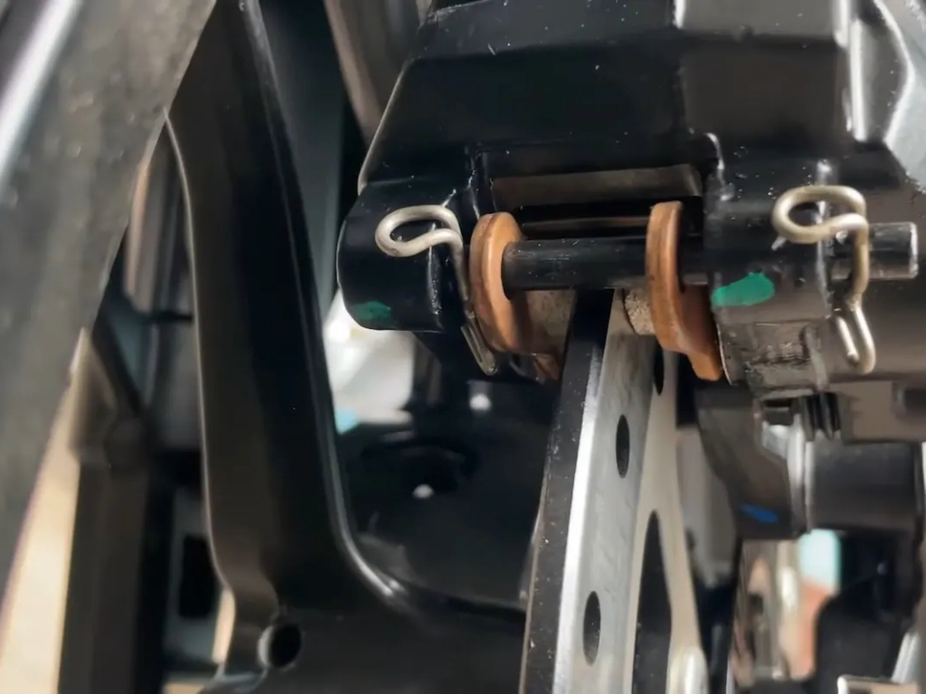 Bajaj Pulsar NS400Z brake pads