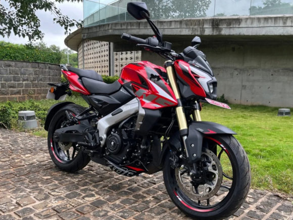 Bajaj Pulsar NS400Z front
