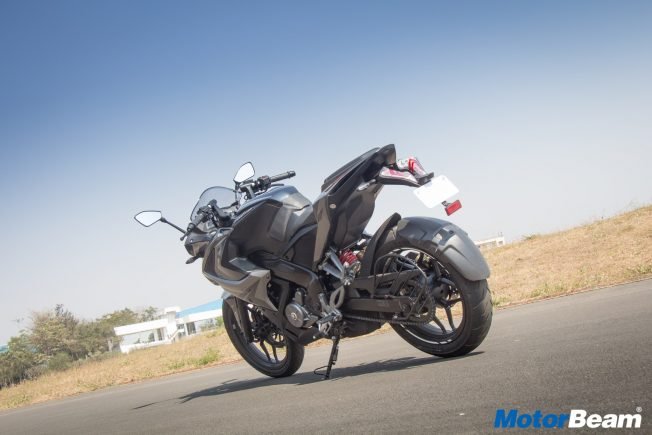 Bajaj Pulsar RS 200 Colours
