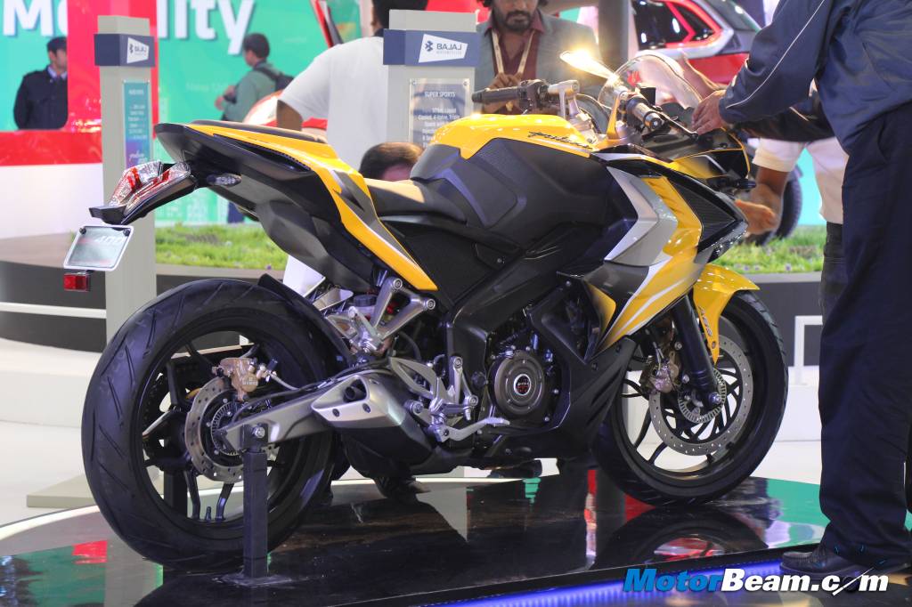 Bajaj Pulsar SS400