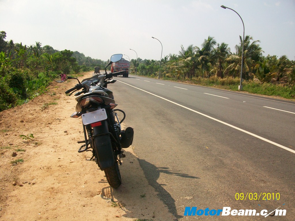 Bajaj_Pulsar_135LS_Rear