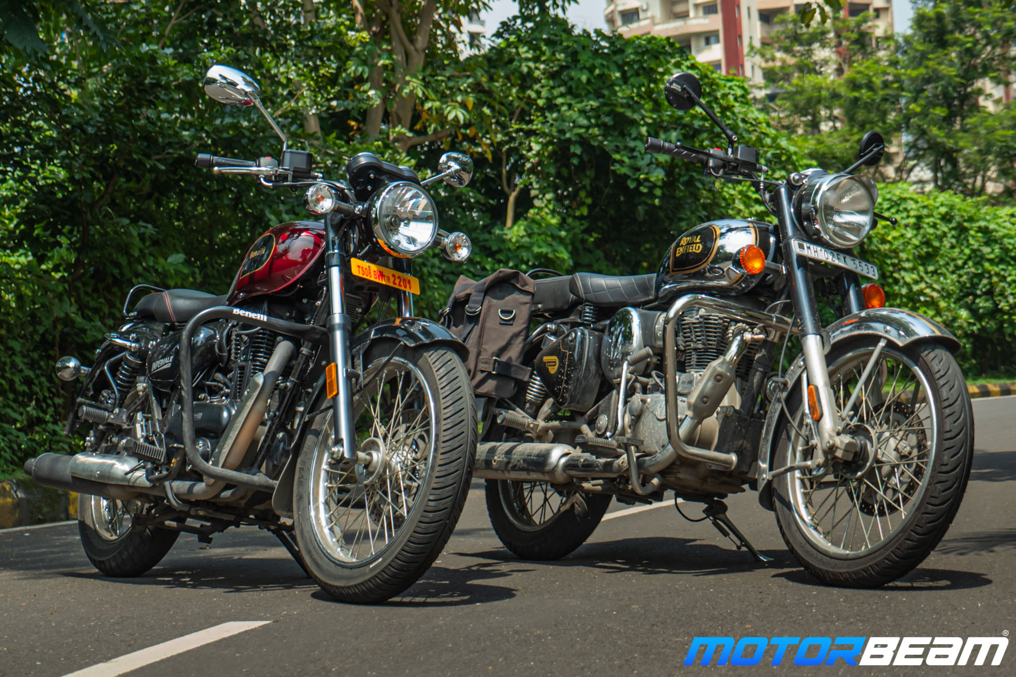 Benelli Imperiale 400 vs Royal Enfield Classic 350 Comparison Review 13