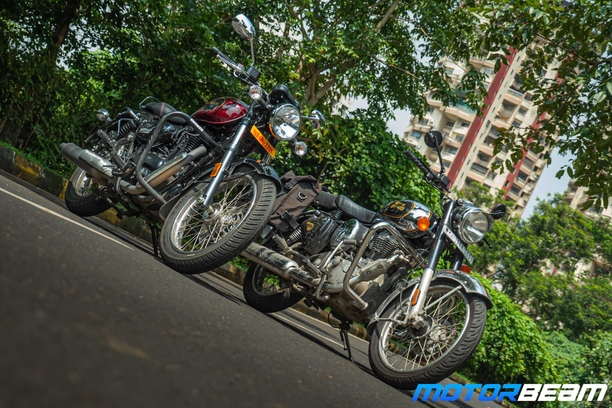 Benelli Imperiale 400 vs Royal Enfield Classic 350 Comparison Review 15