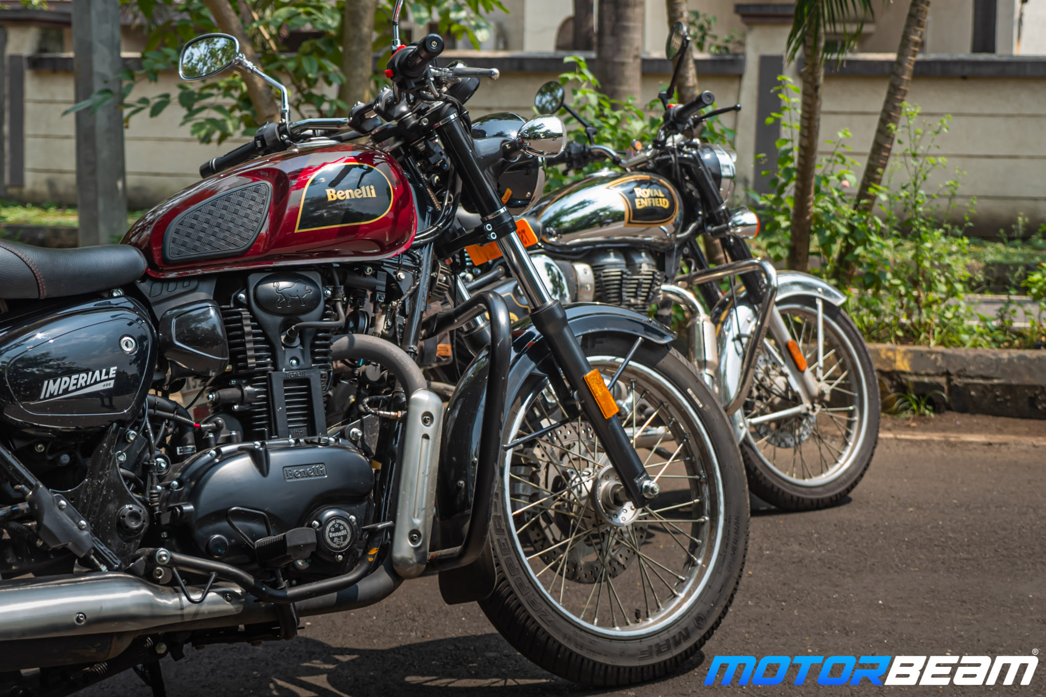 Benelli Imperiale 400 vs Royal Enfield Classic 350 Comparison Review 16
