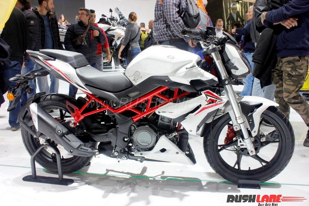 Benelli TNT 200 Side Profile