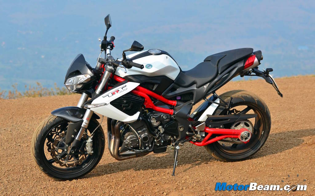 Benelli TNT 899