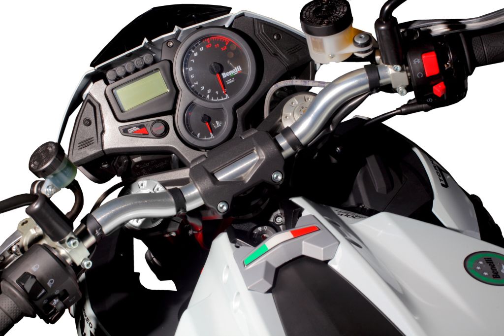 Benelli TNT R160