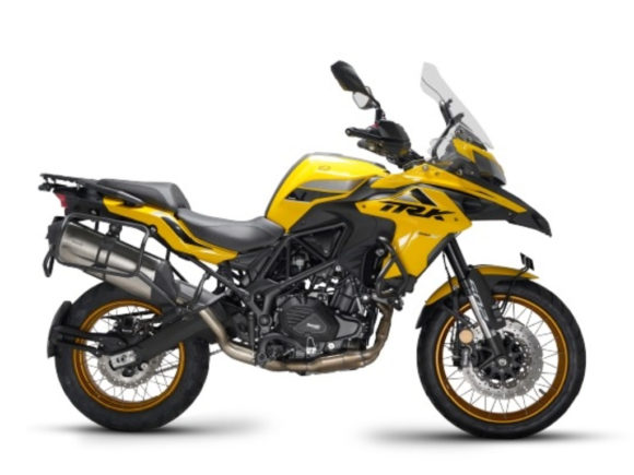 Benelli TRK 502X side