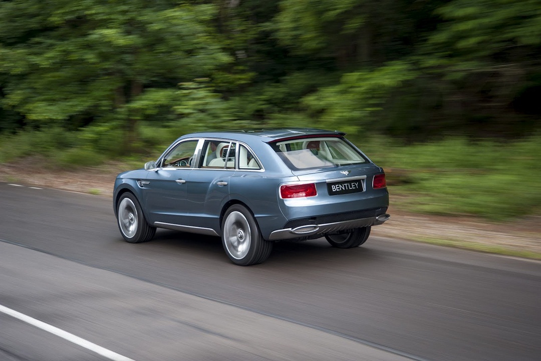 Bentley-EXP-9-F-1