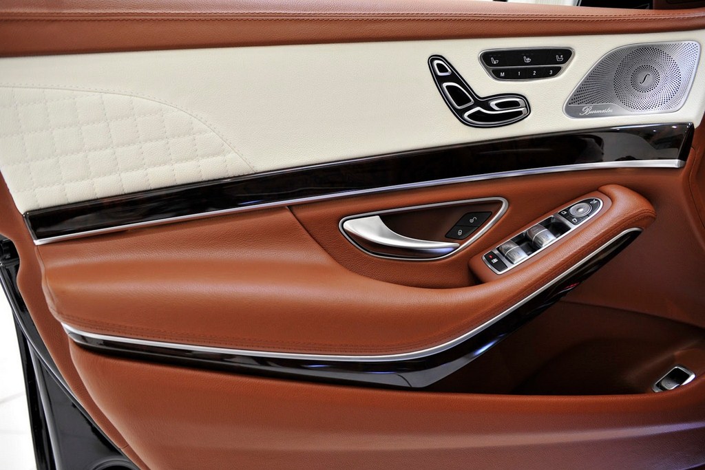 Brabus 850 Biturbo iBusiness Door Panel