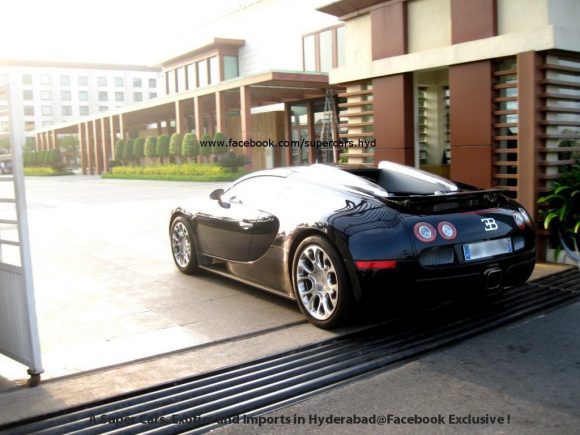Bugatti Veyron Grandsport in Hyderabad