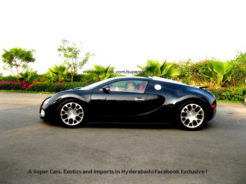 Bugatti Veyron Grandsport side