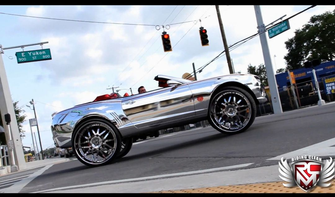 Chevrolet Camaro 32-Inch Wheels