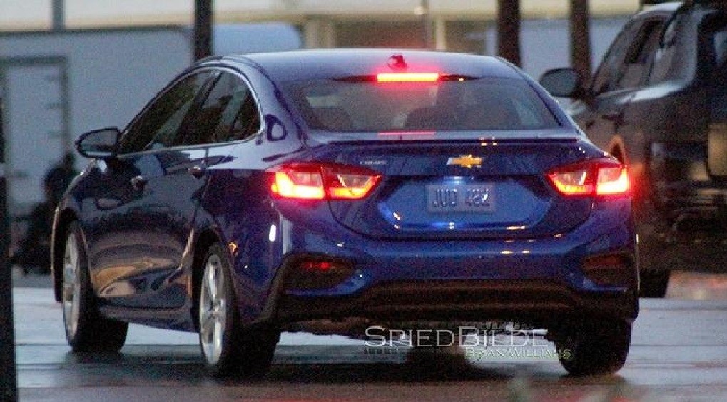 Chevrolet Cruze Spyshot