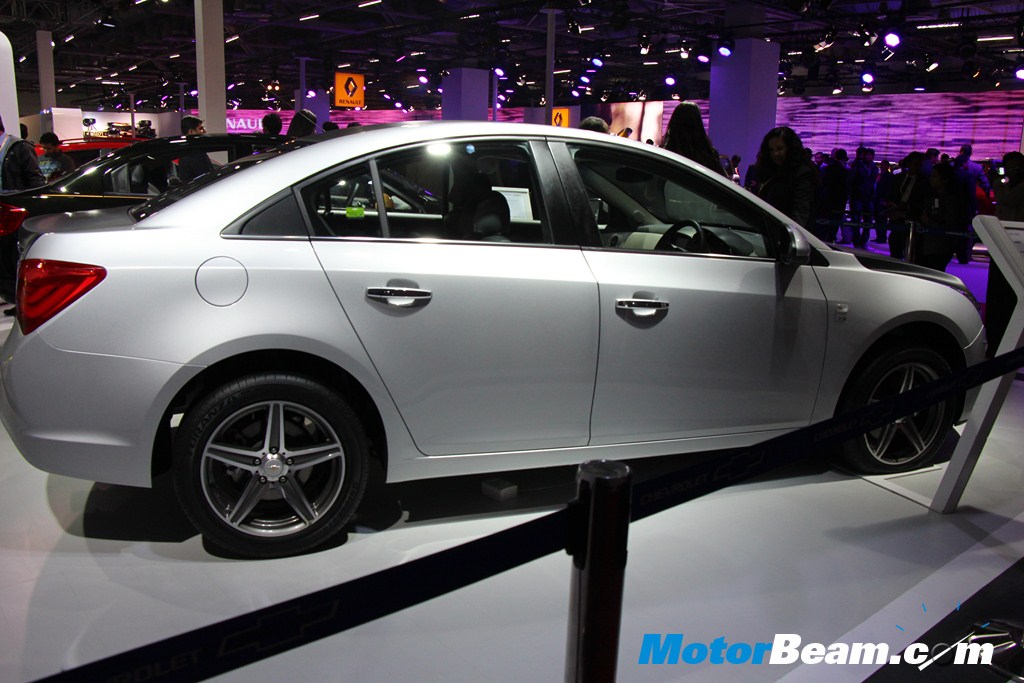 Chevrolet Cruze Stealth Side