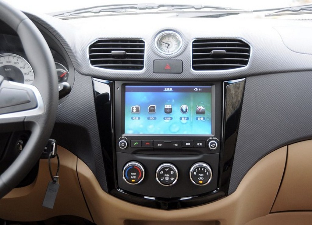 Chevrolet Enjoy China Facelift Dashboard