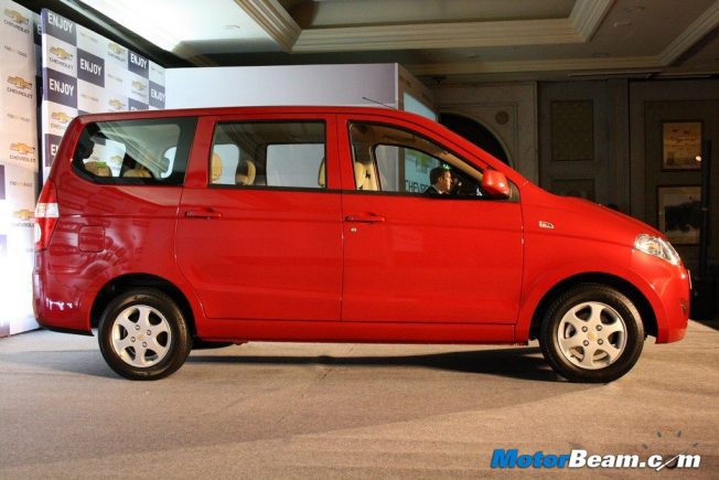 Chevrolet Enjoy Side