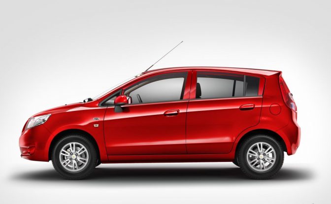 Chevrolet Sail U-VA Side