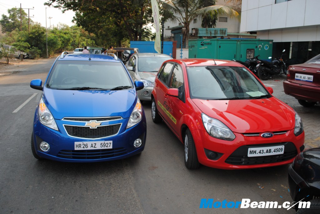 Chevrolet_Beat_Ford_Figo