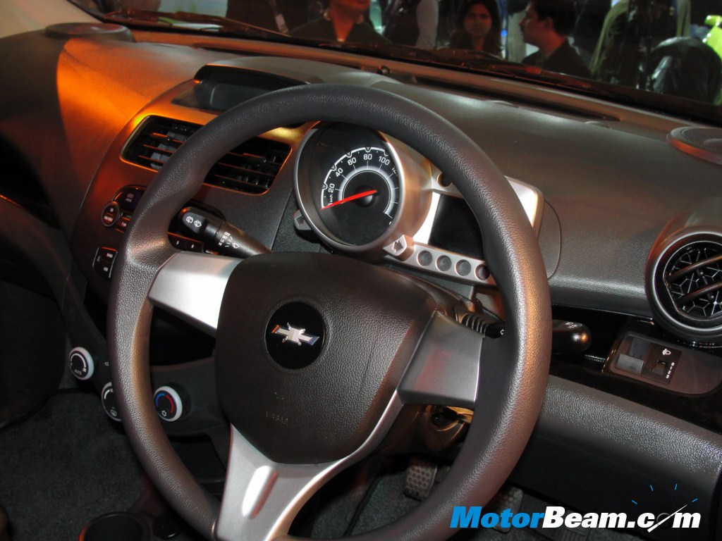 Chevrolet_Beat_Steering