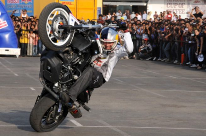 Chris_Pfeiffer_Stunts_Mumbai (3)