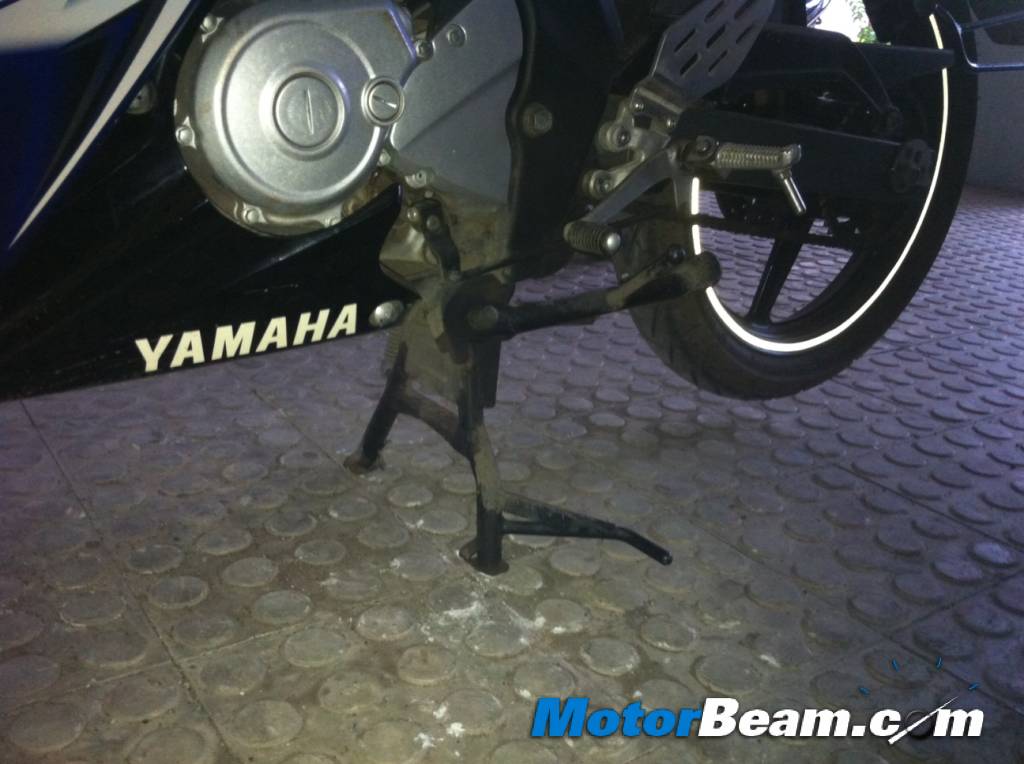 Custom Yamaha R15 Stand Custom Yamaha R15 Stand