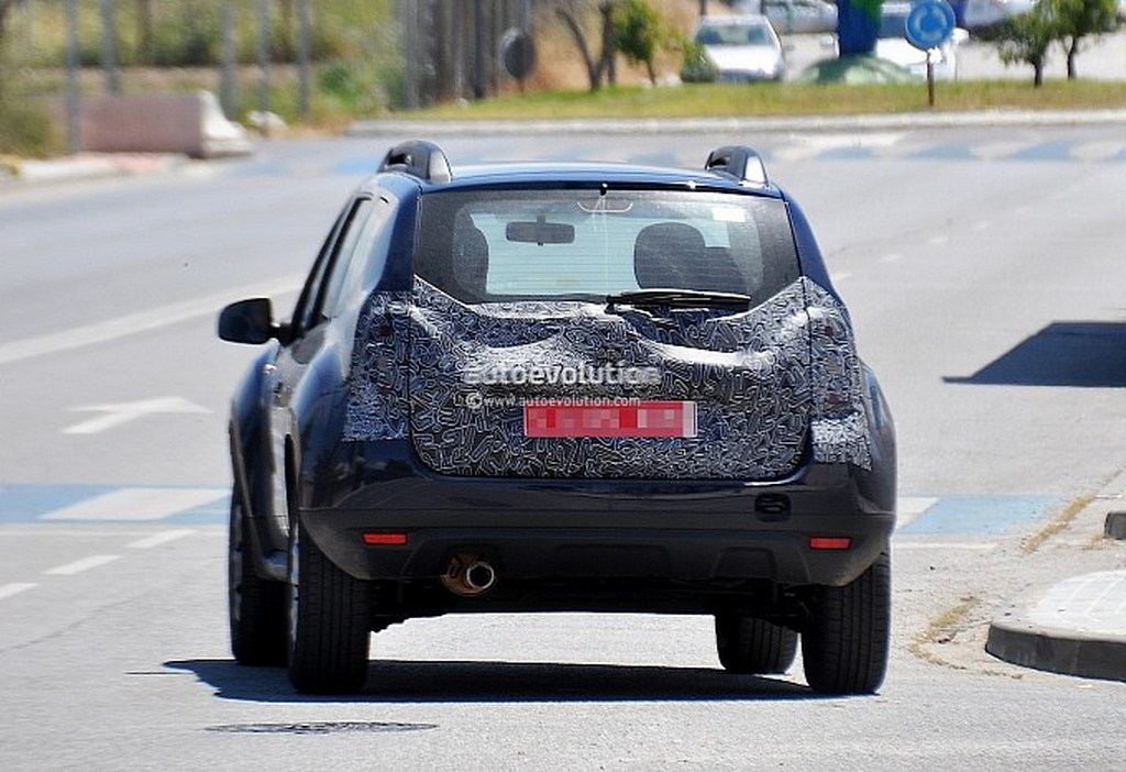 Dacia Duster Facelift Spied Rear