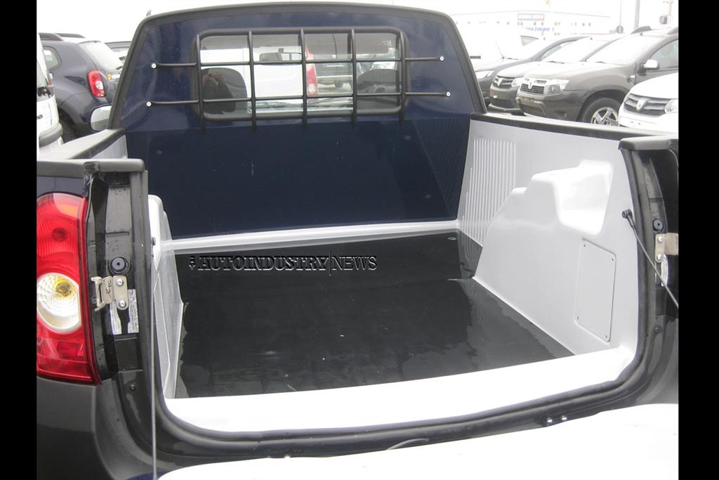 Dacia Duster Pickup Loading Bay