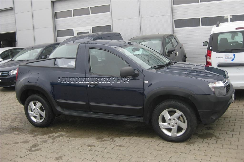 Dacia Duster Pickup Side
