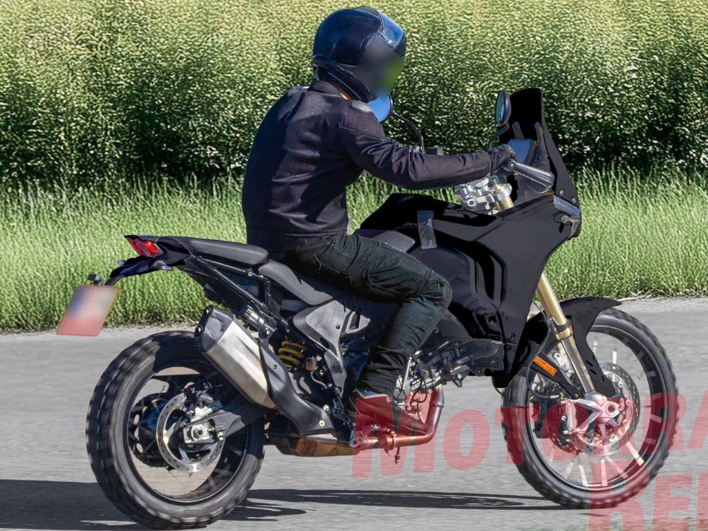 Ducati DesertX side