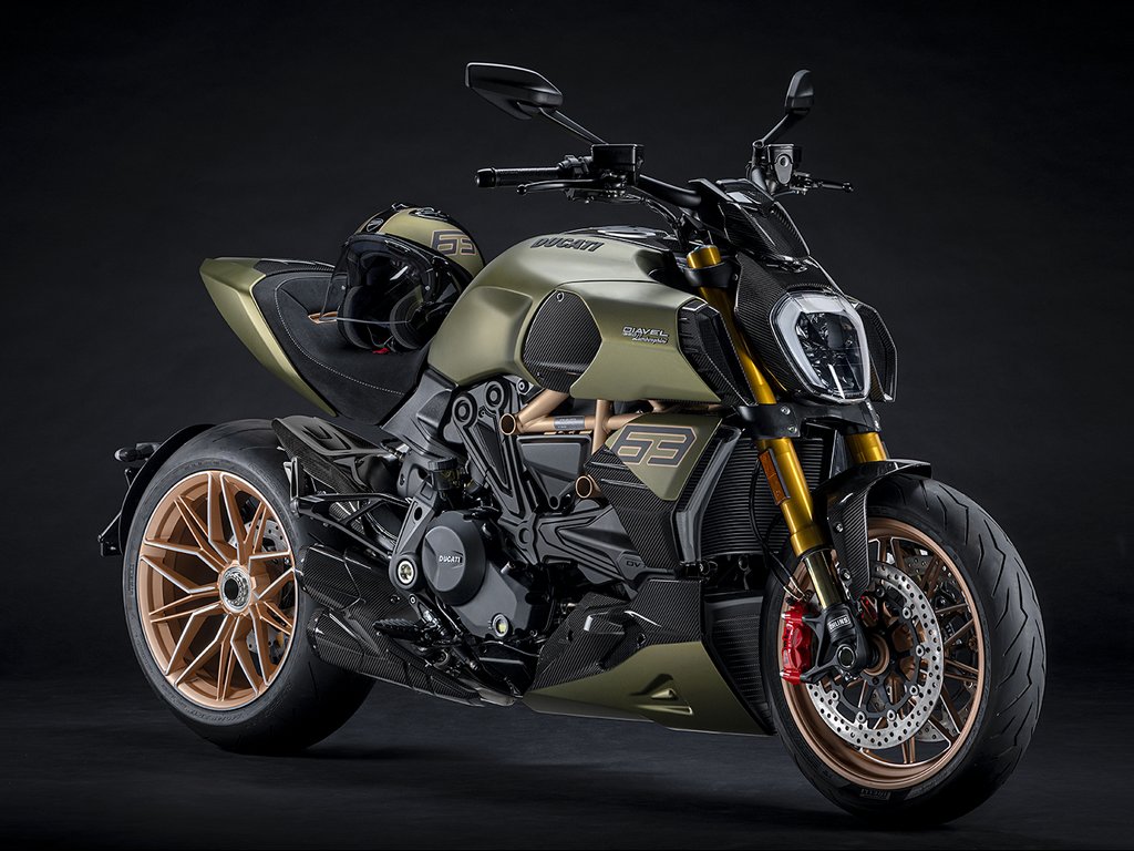 Ducati Diavel 1260 Lamborghini Front