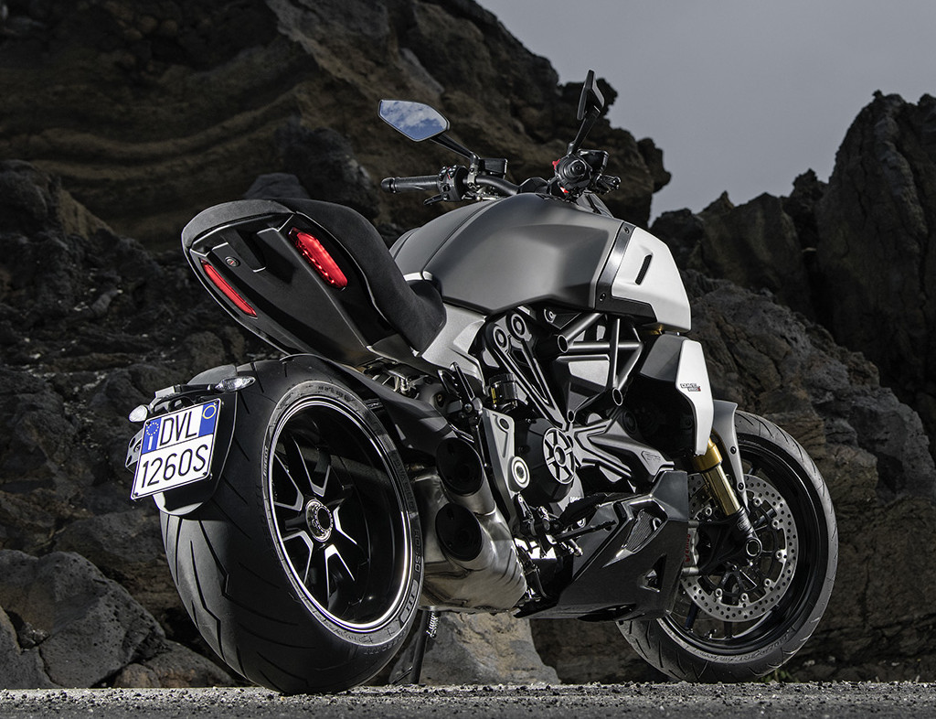 Ducati Diavel 1260 S Specs