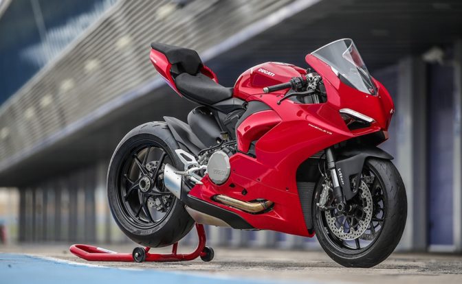 Ducati Panigale V2 Bookings