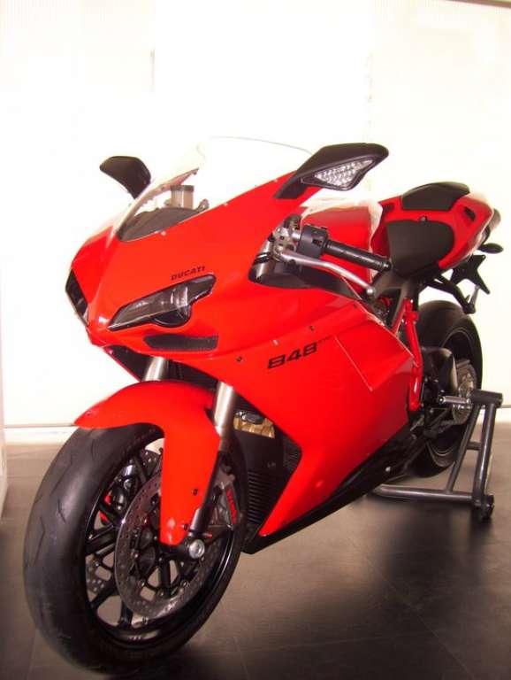 Ducati_848_Evo_Front_Side Ducati_848_Evo_Front_Side