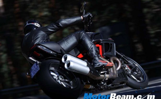 Ducati_Diavel_Carbon_Rear
